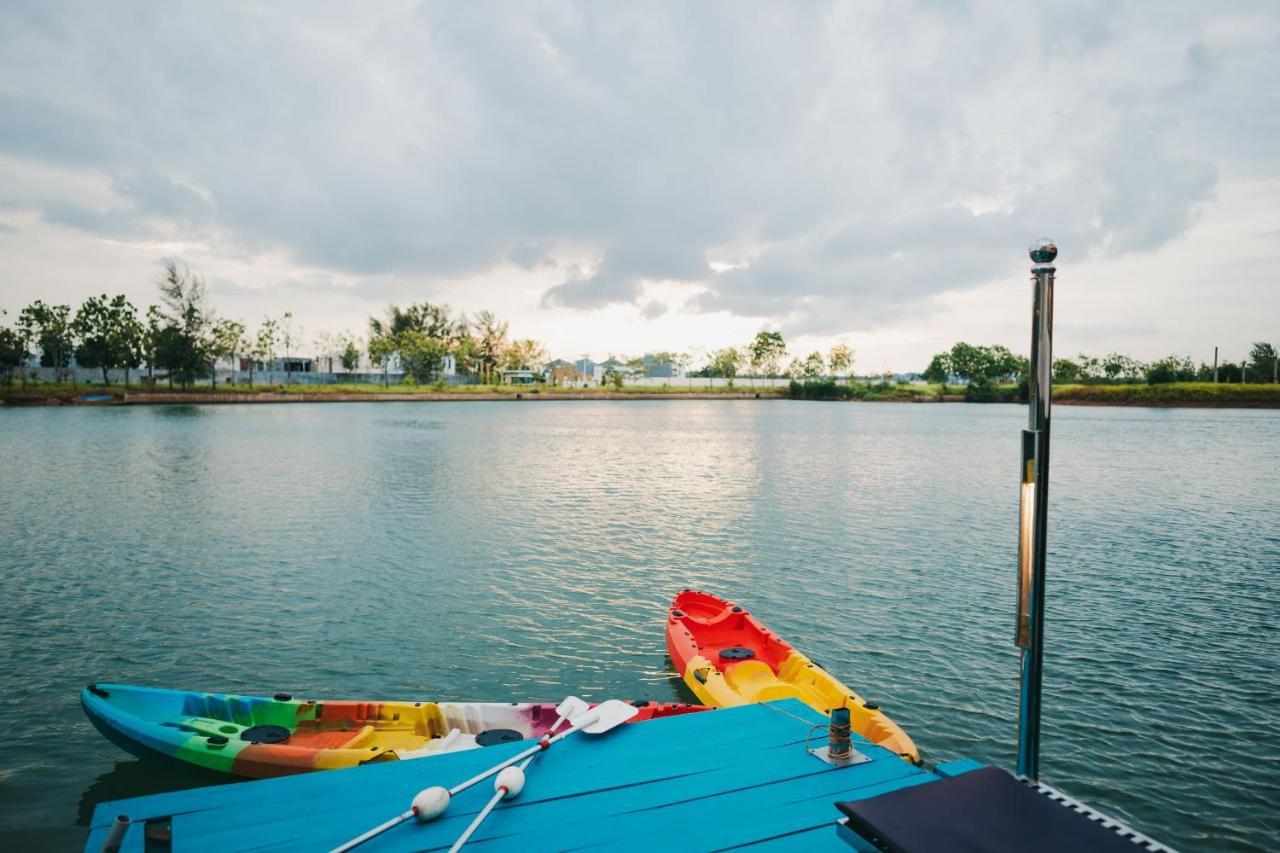 Villa Canoe And Fishing , Free Pickup Batam Exterior foto